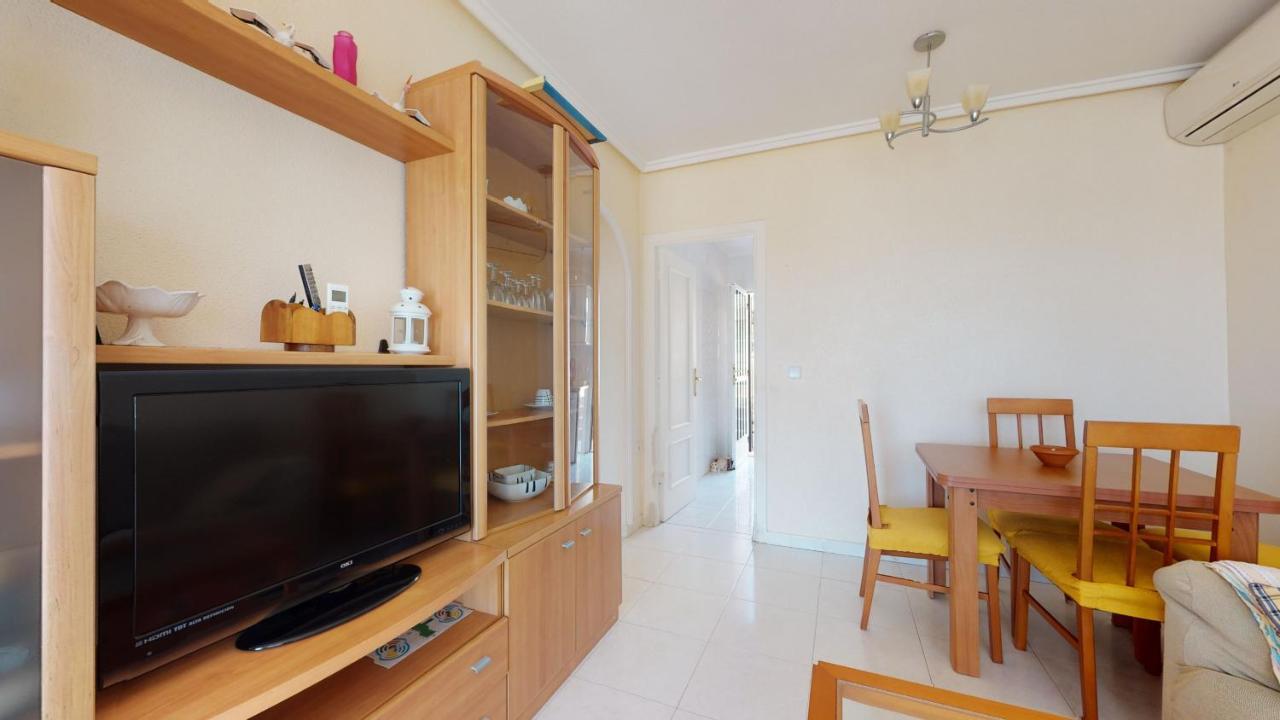 Cozy & Bright Bungalow ตอร์เรเวียคา ภายนอก รูปภาพ